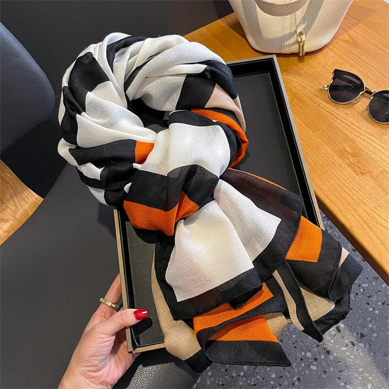 New Spring Women Cotton Scarf Beach Hijab Shawls and Wraps 2024 Luxury Brand Flower Female Foulard Echarpe Designer Bandana